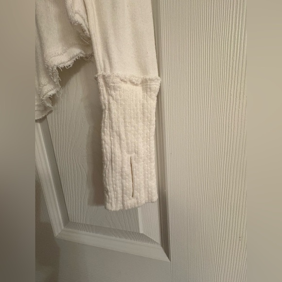 Free People long sleeve sweater - Picture 4 of 4